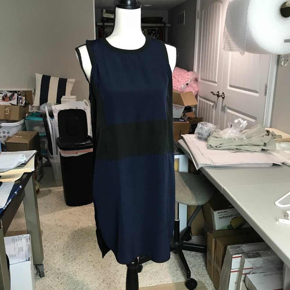 Sam Edelman Sleeveless Navy/Black color block dress Size S
